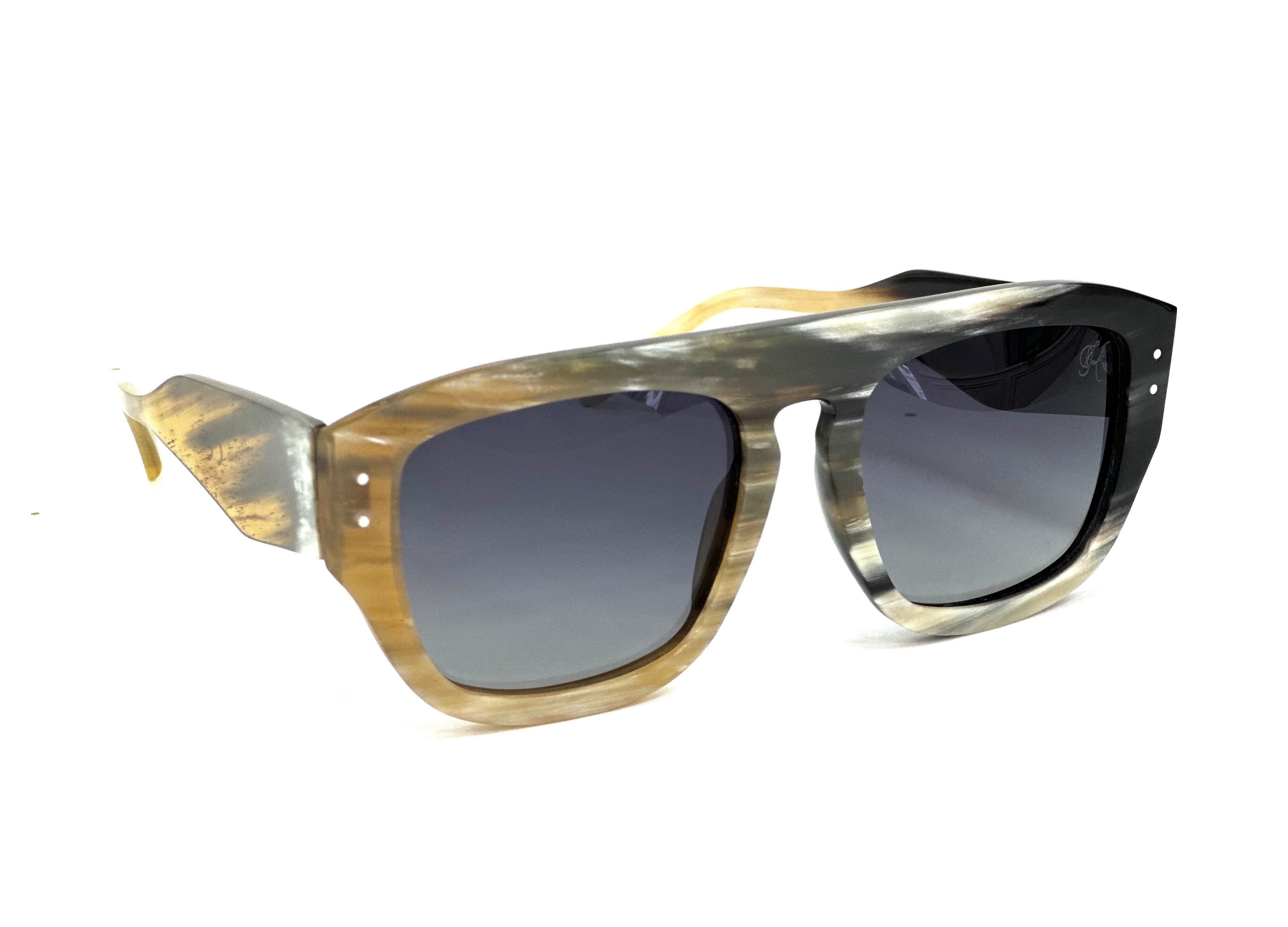 Storm Limited edition horn and polycarbonate glasses collection - Spring hinge mechanism on exclusive edition eyewear - Spring hinge mechanism on exclusive edition eyewear - natural horn material and polycarbonate blend - Anti-reflective coating on limited edition collector glasses