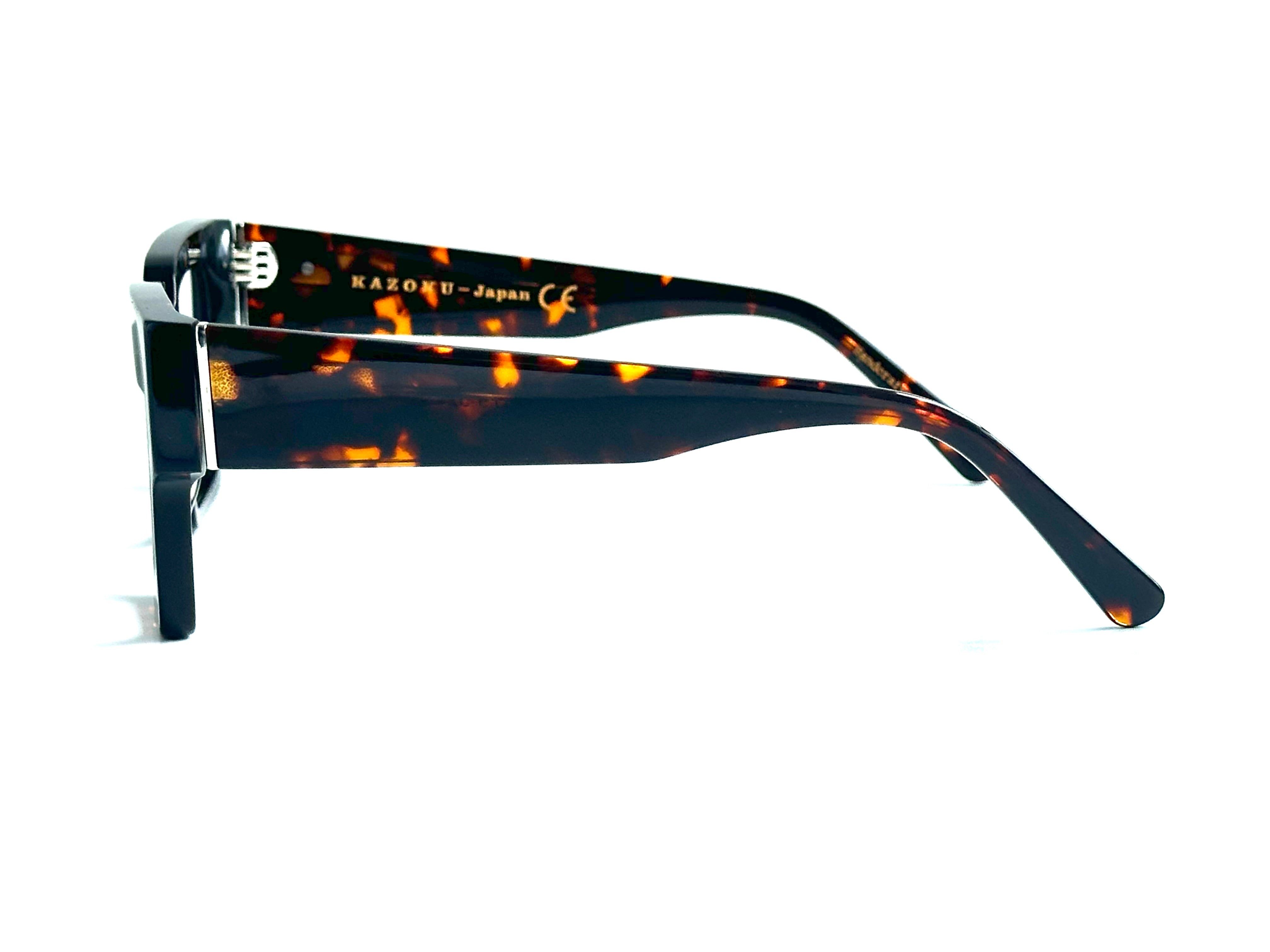 Sunglasses with tortoiseshell frame - Comfort bridge eyewear - Durable optical frames eyewear