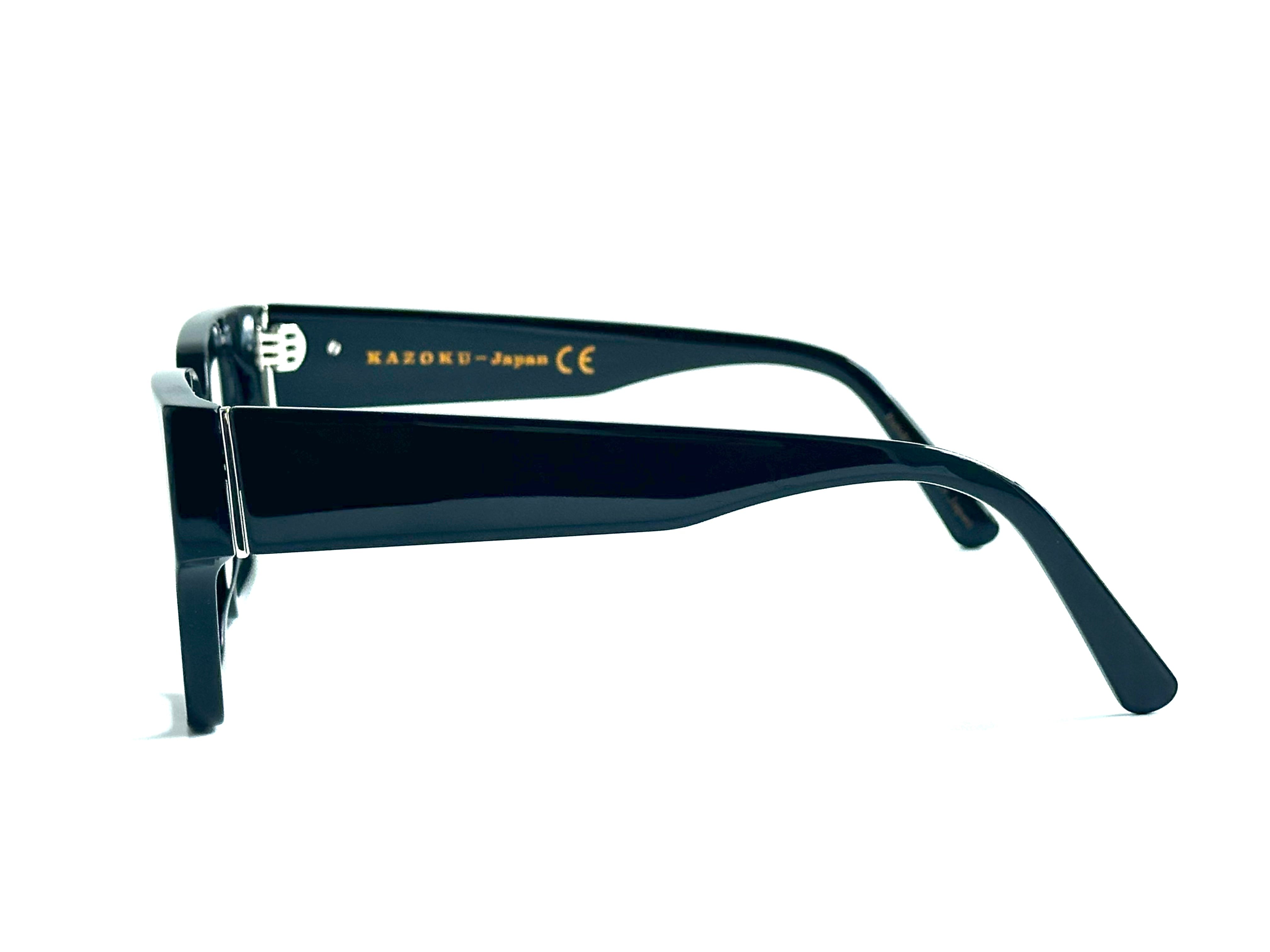 RAVEN optical glasses feature durable acetate frames - comfortable U-Fit bridge and CR39 lenses