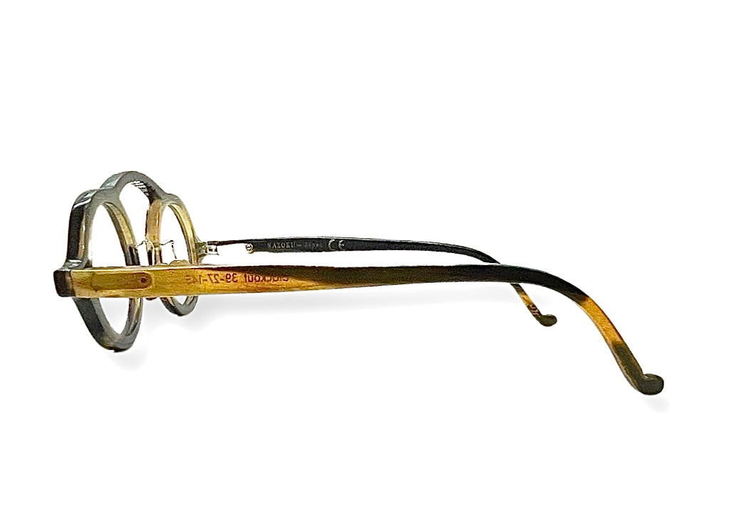 Blackout optical eyewear with natural color variations in genuine horn - Limited edition horn glasses with UV protection and premium finish - Blackout glasses featuring handpicked horn with depth and character