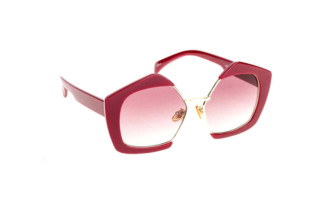 Non-slip nose pads for comfortable extended outdoor wear - silicone nose pad attachment on frames - Scratch-resistant CR39 lenses maintaining gradient clarity