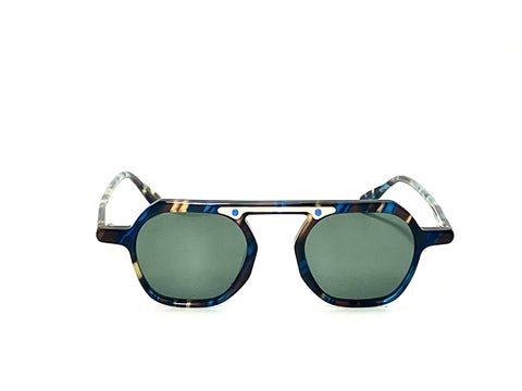 Scratch Resistant Eyewear- Polarized Lenses- Stylish Sunglasses- Modern Eyewear