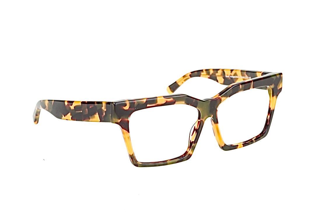 Madgie Lightweight fashion frames suitable for extended daily wear - The Madgie glasses displayed in a modern lifestyle setting

