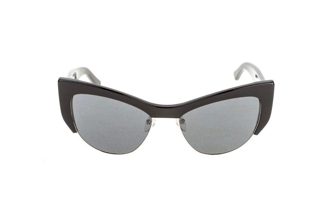 Monica Black Frame polarized sunglasses in outdoor light - How silicone nose pads improve sunglass comfort and stability