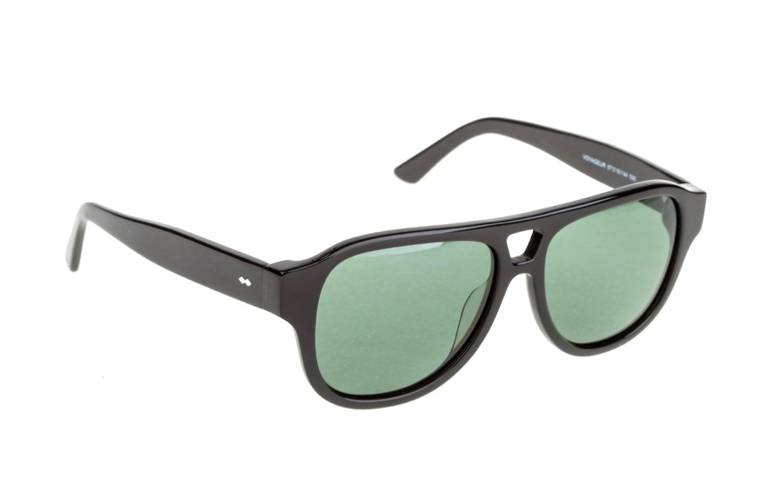 Voyageur UV protection sunglasses suitable for various destinations style - Travel sunglasses that fit comfortably in cases and bags